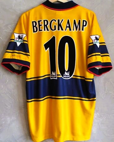 BERGKAMP DENNIS 1998-99 (Ars)