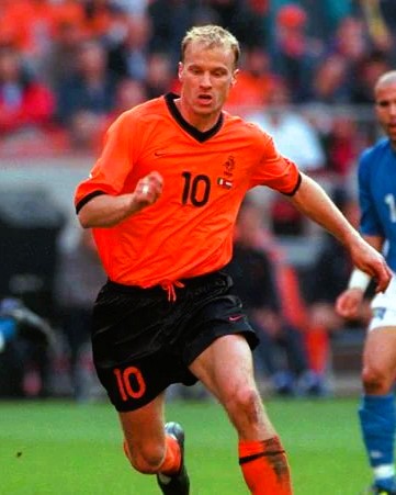 BERGKAMP DENNIS 2000-01 (Ola)