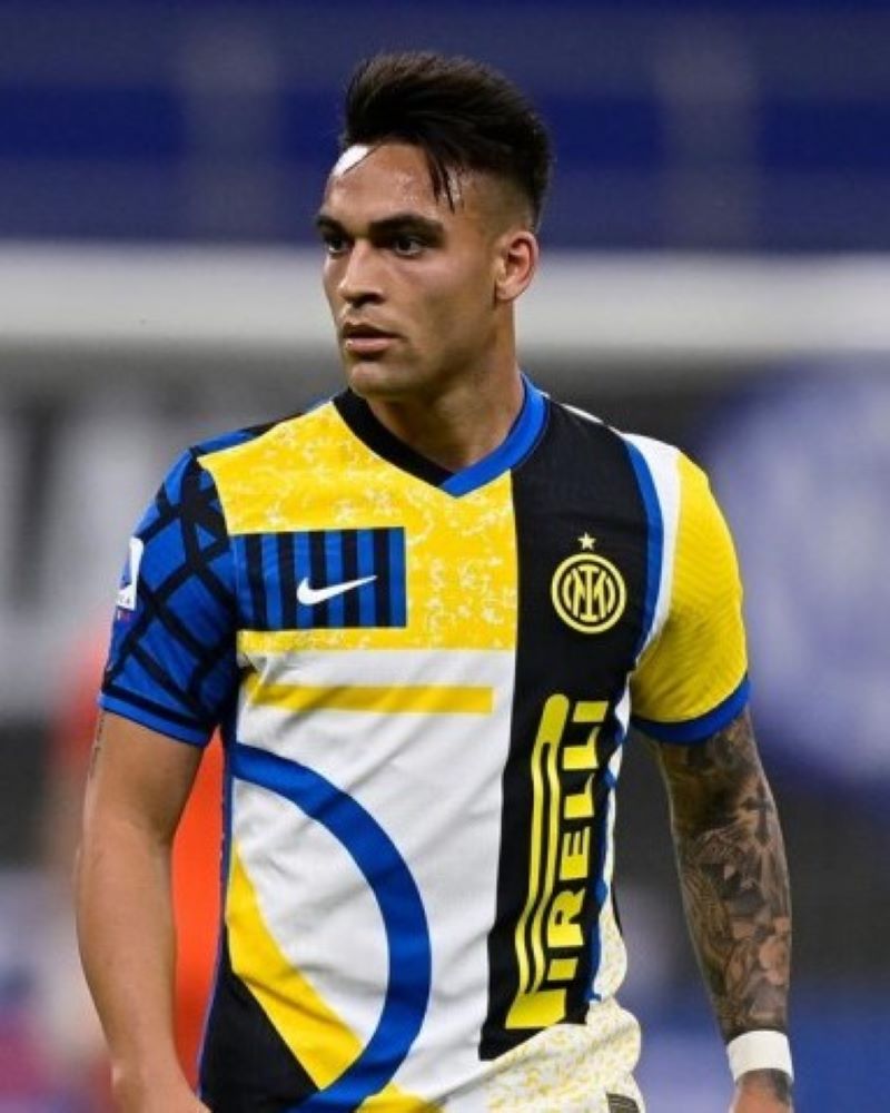 INTER 2020-21 Lautaro Martinez (away) - Urbn Football